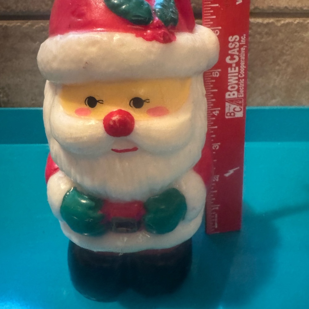 VINTAGE SANTA CLAUS WAX CANDLE NEVER USED